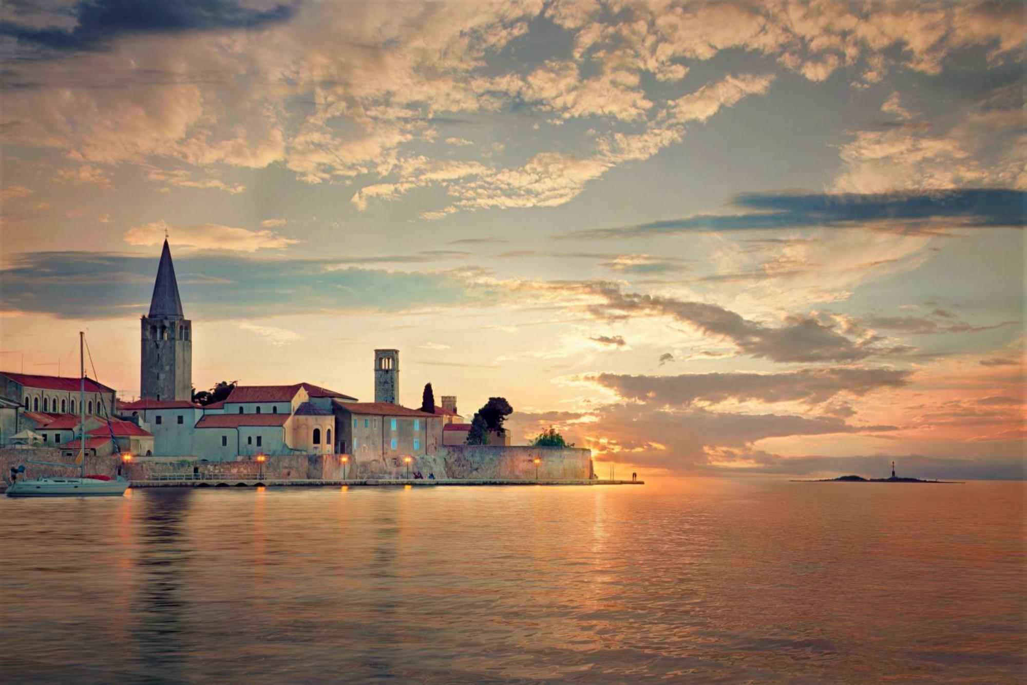 Sara Luxury In Center Apartment Porec